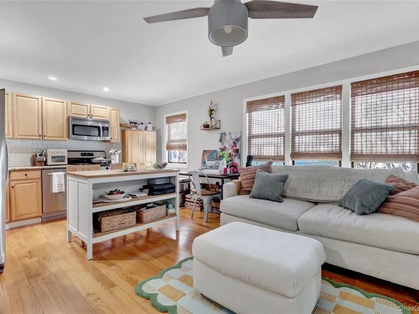 65 W Broadway 10A, Long Beach NY 11561