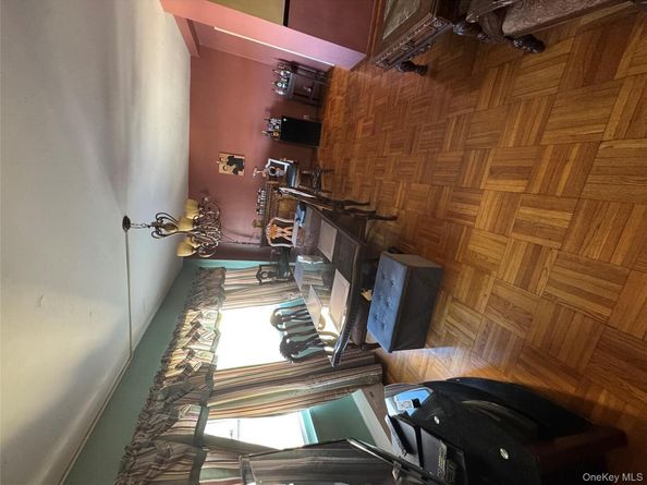 3 Fordham Hill Oval Av 10B, Bronx NY 10468