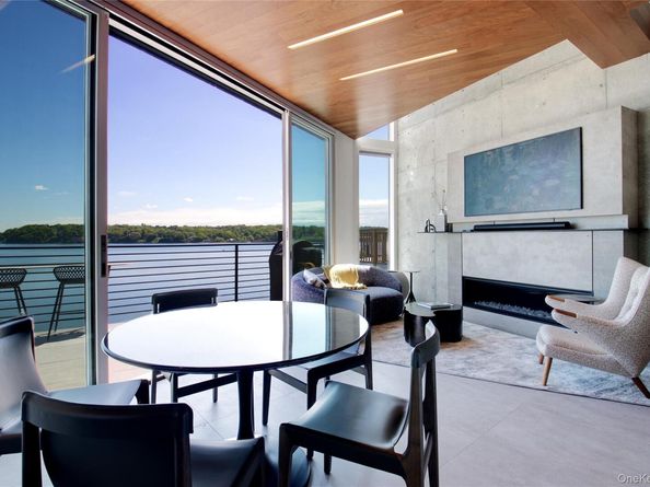 75-34 West Shore Road 34, Port Washington NY 11050