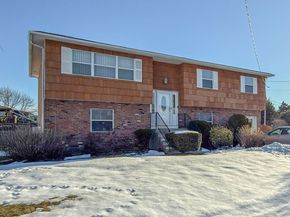 40 E Lincoln Avenue, Massapequa NY 11758