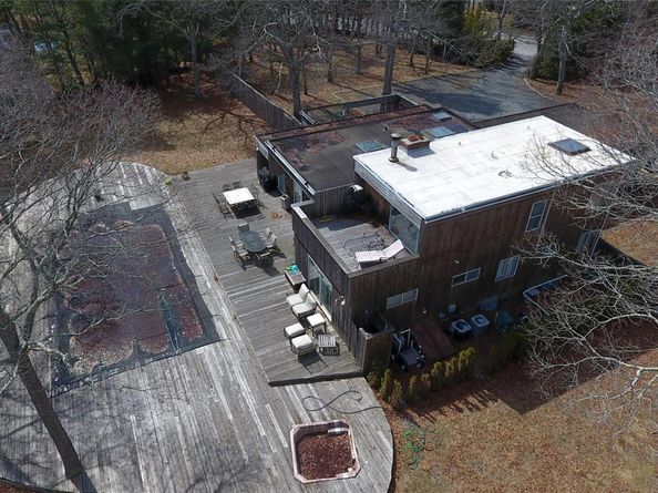 19 Fox Hollow Drive, East Quogue NY 11942