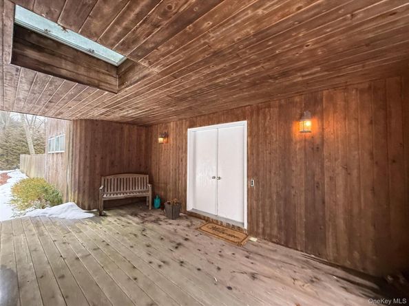 19 Fox Hollow Drive, East Quogue NY 11942