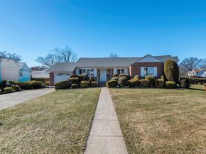 1070 Maple Lane, New Hyde Park NY 11040