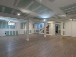 1070 Maple Lane, New Hyde Park NY 11040