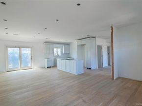 1070 Maple Lane, New Hyde Park NY 11040