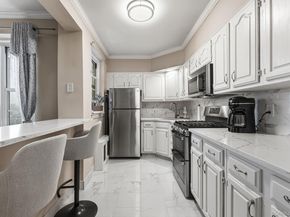 210 Pelham Road 6E, New Rochelle NY 10805