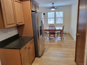 71 Cayuga Avenue, South Setauket NY 11720