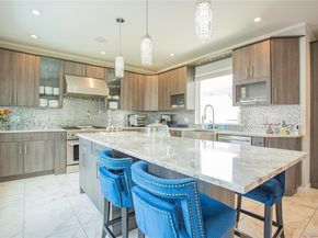 165 W Walnut Street, Long Beach NY 11561