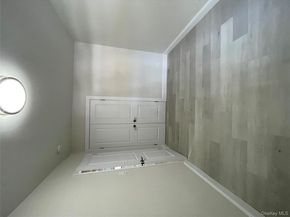 118-60 METROPOLITAN Avenue 2 I, Kew Gardens NY 11415