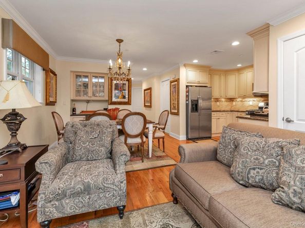 608 Carman Avenue A13, Westbury NY 11590