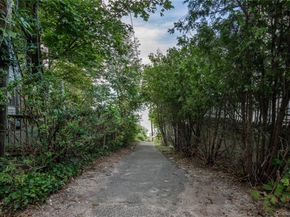 28 Hillcrest Drive, Baiting Hollow NY 11933