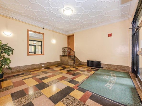 758 Brady Court 214, Bronx NY 10462