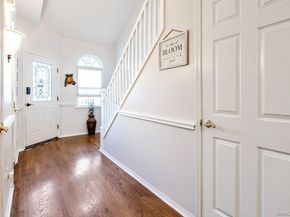 128 Cinnamon Court, Melville NY 11747