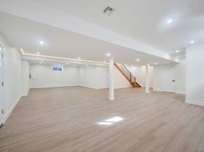 43 W Cabot Lane, Westbury NY 11590