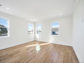 43 W Cabot Lane, Westbury NY 11590