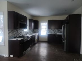 110 S 6th Avenue, Mount Vernon NY 10550