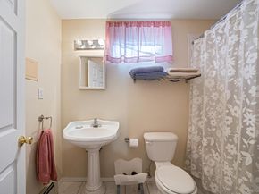 22 Jerusalem Hollow Road, Manorville NY 11949