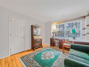 22 Jerusalem Hollow Road, Manorville NY 11949