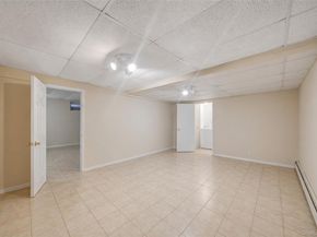 22 Jerusalem Hollow Road, Manorville NY 11949