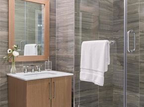 100 Garvies Point Road 1211, Glen Cove NY 11542