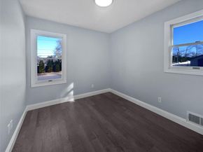 30 Lehigh, Brookhaven NY 11720