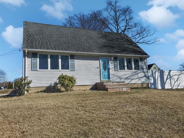 30 Lehigh, Brookhaven NY 11720