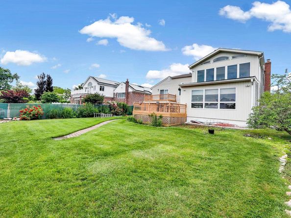 3420 Woodward Street, Oceanside NY 11572