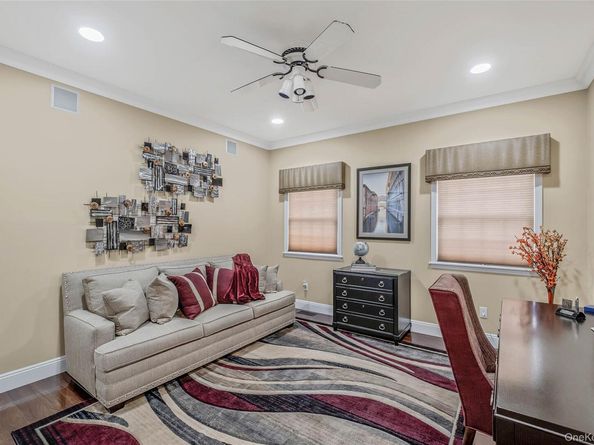 43 Casey Lane, Mount Sinai NY 11766