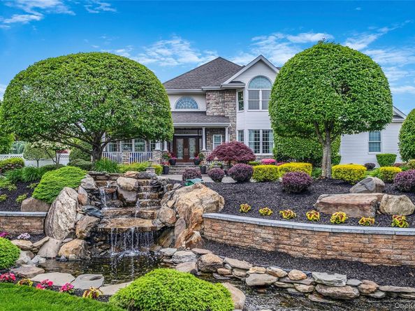 43 Casey Lane, Mount Sinai NY 11766