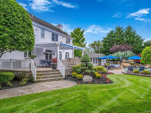 43 Casey Lane, Mount Sinai NY 11766
