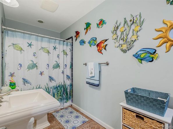 43 Casey Lane, Mount Sinai NY 11766