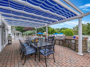 43 Casey Lane, Mount Sinai NY 11766