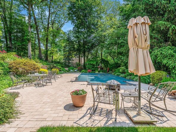 6 Ring Neck Court, Wading River NY 11792
