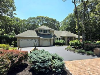 6 Ring Neck Court
