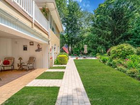 6 Ring Neck Court, Wading River NY 11792