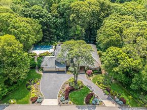 6 Ring Neck Court, Wading River NY 11792