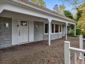 2 Westbourne Lane, Melville NY 11747