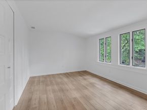 2 Westbourne Lane, Melville NY 11747