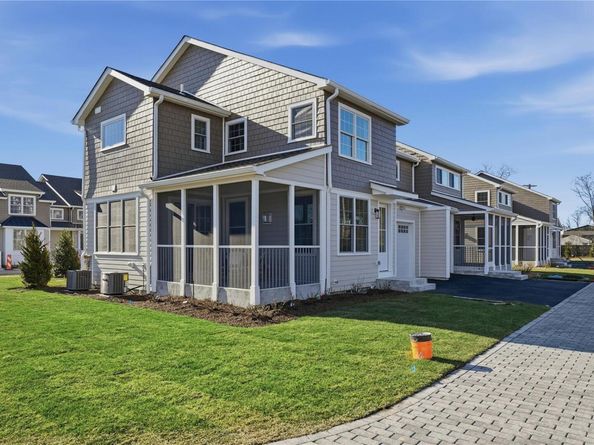 100 Rogers 1001, Westhampton Beach NY 11978