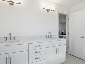 100 Rogers 1001, Westhampton Beach NY 11978