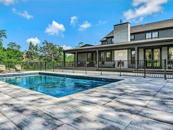 1665 Glenn Road