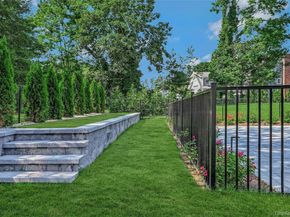 1665 Glenn Road, Southold NY 11971