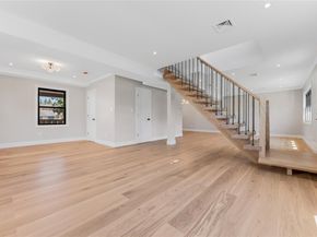 41 Madison Avenue, New Hyde Park NY 11040