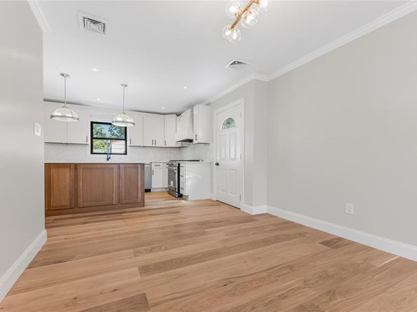 41 Madison Avenue, New Hyde Park NY 11040