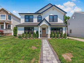41 Madison Avenue, New Hyde Park NY 11040