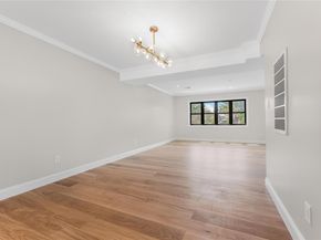 41 Madison Avenue, New Hyde Park NY 11040