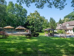 527 Split Rock Road, Oyster Bay Cove NY 11791