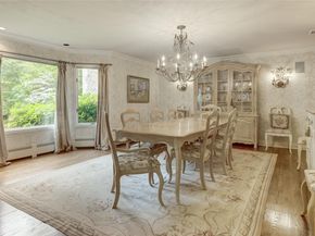 527 Split Rock Road, Oyster Bay Cove NY 11791