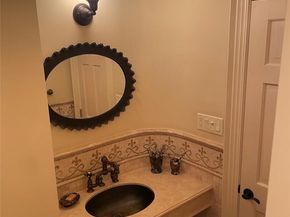 527 Split Rock Road, Oyster Bay Cove NY 11791