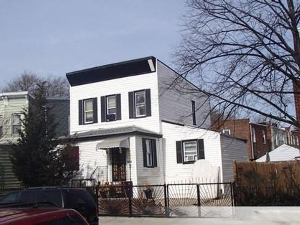 98-07 35th Ave, Corona NY 11368
